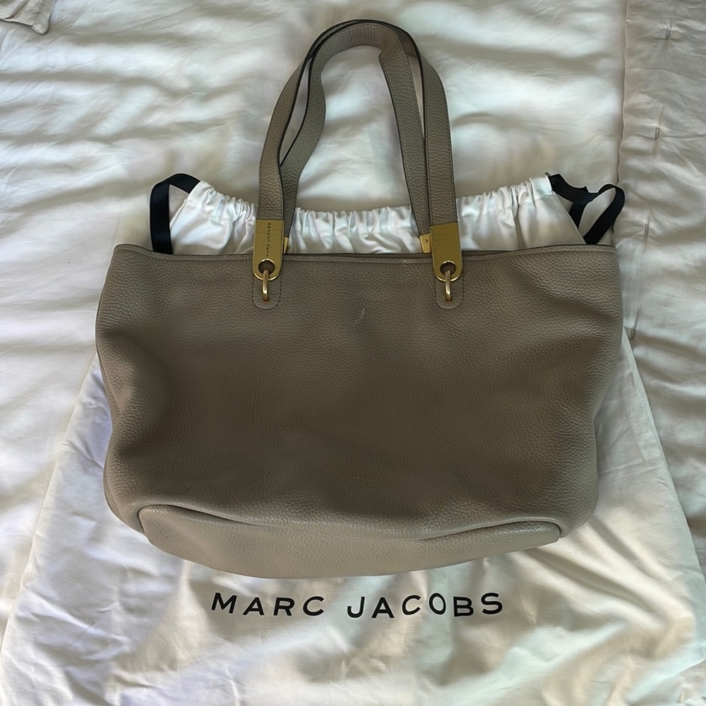Marc Jacob’s pebbled leather tote